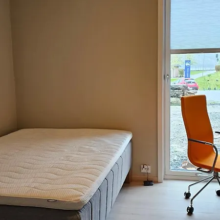 Brand New 3br By The Sea With Garden - 3 Minutes From By Train Apartamento